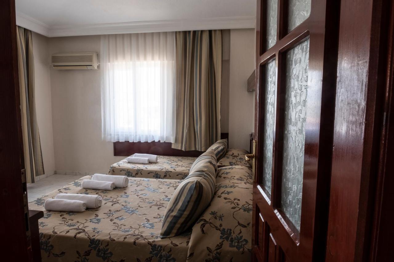 Hotel Spring