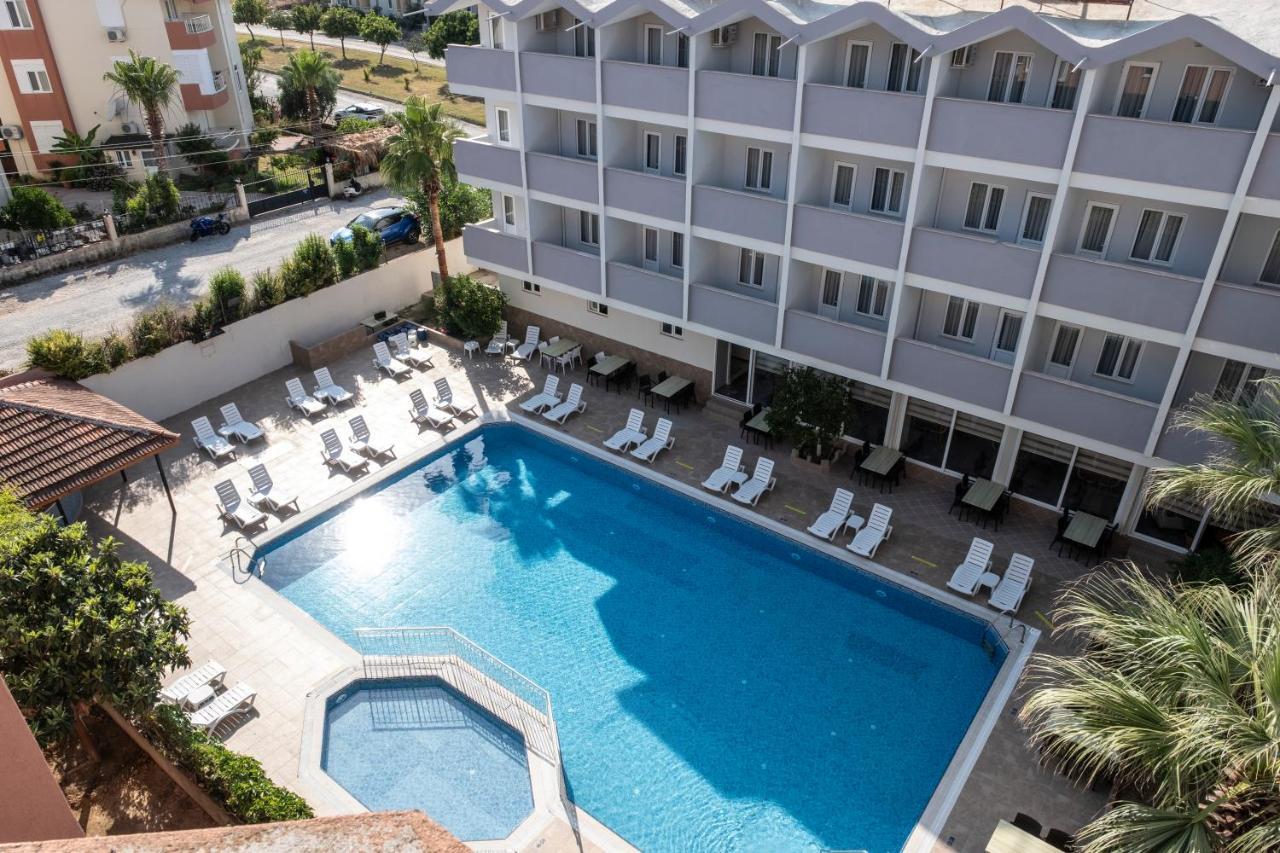 Spring Hotel 3*